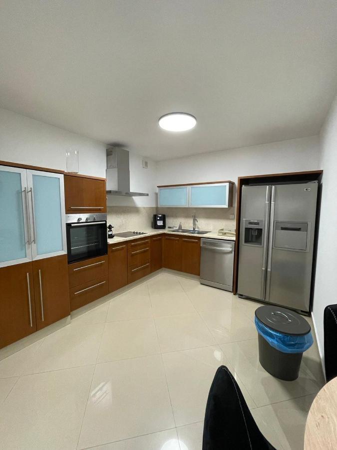 Apartment Family Pearl